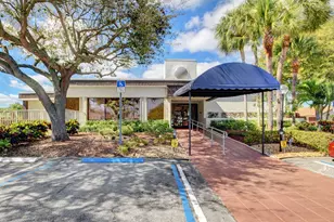 6100 Olivewood Cir, Greenacres, FL 33463 - Photo 41