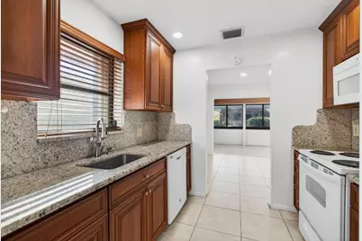 6100 Olivewood Circle, Greenacres, FL 33463 - Photo 23