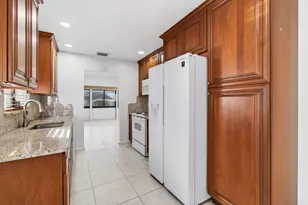 6100 Olivewood Cir, Greenacres, FL 33463 - Photo 21