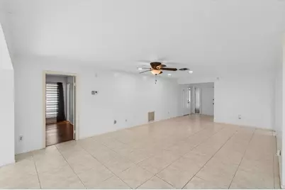 6100 Olivewood Circle, Greenacres, FL 33463 - Photo 15