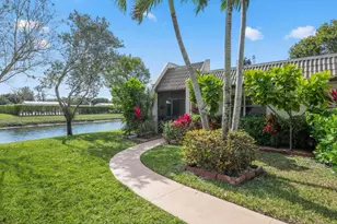 154 Lake Rebecca Dr, West Palm Beach, FL 33411 - Photo 23