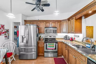 18855 Candlewick Drive, Boca Raton, FL 33496 - Photo 9