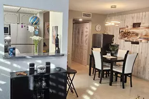 417 Windsor R, West Palm Beach, FL 33417 - Photo 9