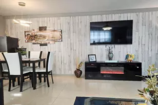 417 Windsor R, West Palm Beach, FL 33417 - Photo 5