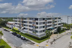 1 S Lakeside Dr, Lake Worth Beach, FL 33460 - Photo 3