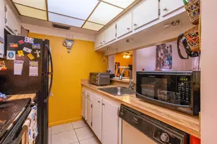 7137 Golf Colony Ct, Lake Worth, FL 33467 - Photo 9