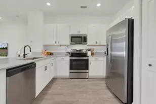 4246 Lagoon Shore Dr, Lake Worth, FL 33467 - Photo 7