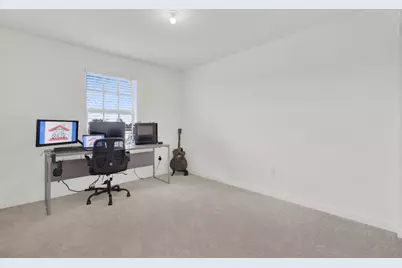 4246 Lagoon Shore Drive, Lake Worth, FL 33467 - Photo 23