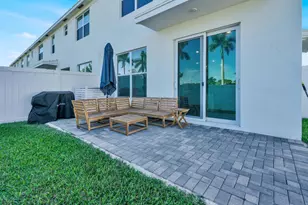 4246 Lagoon Shore Dr, Lake Worth, FL 33467 - Photo 33