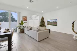 4246 Lagoon Shore Dr, Lake Worth, FL 33467 - Photo 11