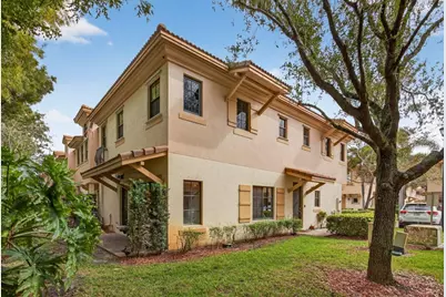 4751 Grand Cypress Circle N, Coconut Creek, FL 33073 - Photo 29