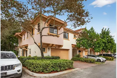 4751 Grand Cypress Circle N, Coconut Creek, FL 33073 - Photo 3
