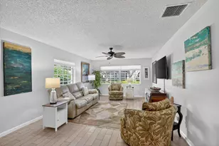 10137 S 42nd Ave S, Boynton Beach, FL 33436 - Photo 9