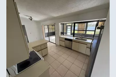 2482 SE Caligula Avenue, Port Saint Lucie, FL 34952 - Photo 9