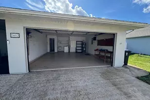 2482 SE Caligula Ave, Port Saint Lucie, FL 34952 - Photo 5