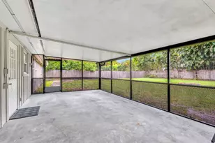 9312 Pinion Dr, Lake Worth, FL 33467 - Photo 15