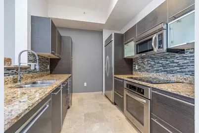 550 Okeechobee Boulevard #Lph-06, West Palm Beach, FL 33401 - Photo 13