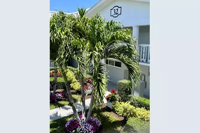 32 Colonial Club Drive #203, Boynton Beach, FL 33435 - Photo 5