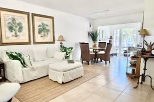 32 Colonial Club Dr, Boynton Beach, FL 33435 - Photo 3