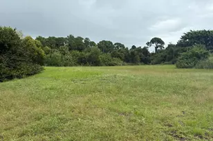 2520 SE Melaleuca Blvd, Port Saint Lucie, FL 34952 - Photo 1