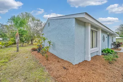 1765 24th Place SW, Vero Beach, FL 32962 - Photo 5