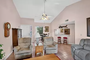 23 Via De Casas Sur, Boynton Beach, FL 33426 - Photo 5