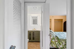 959 SE 2nd Ave, Deerfield Beach, FL 33441 - Photo 13