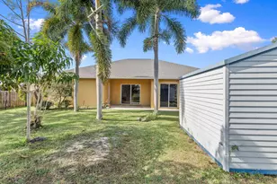 2019 SE Mantua St, Port Saint Lucie, FL 34952 - Photo 41