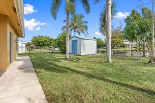 2019 SE Mantua St, Port Saint Lucie, FL 34952 - Photo 39
