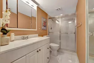 2403 Antigua Cir, Pompano Beach, FL 33066 - Photo 21