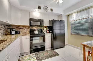 2403 Antigua Cir, Pompano Beach, FL 33066 - Photo 11