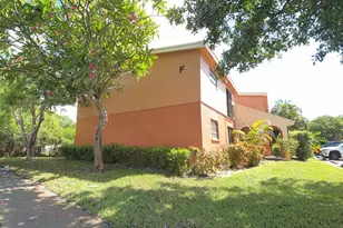 50 SE 12th St, Boca Raton, FL 33432 - Photo 17