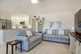 134 Lyndhurst F, Deerfield Beach, FL 33442 - Photo 5