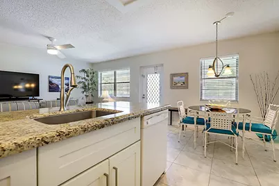 134 Lyndhurst F #134, Deerfield Beach, FL 33442 - Photo 11