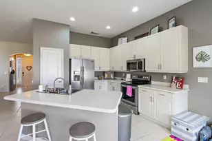 10640 SW Waterway Ln, Port Saint Lucie, FL 34987 - Photo 13