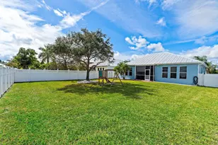 10640 SW Waterway Ln, Port Saint Lucie, FL 34987 - Photo 33