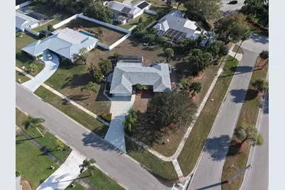 1704 SE Adair Road, Port Saint Lucie, FL 34952 - Photo 9