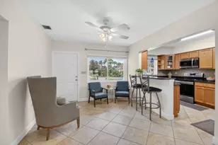400 E Conference Dr, Boca Raton, FL 33486 - Photo 9