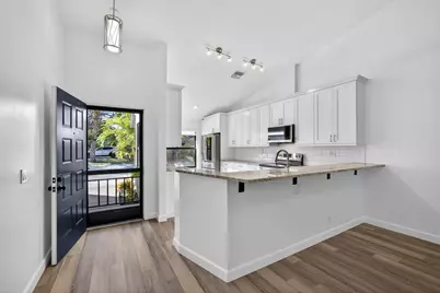 703 Saint Giles Court, Palm Beach Gardens, FL 33418 - Photo 5