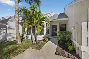 703 St Giles Ct, Palm Beach Gardens, FL 33418 - Photo 3