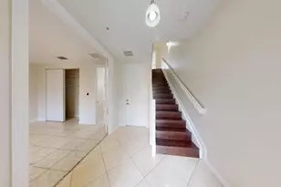 690 Amador Ln, West Palm Beach, FL 33401 - Photo 5