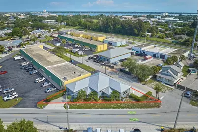 319 SE Florida Street, Stuart, FL  - Photo 1