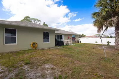 587 Plumbago Road NW, Palm Bay, FL 32907 - Photo 7