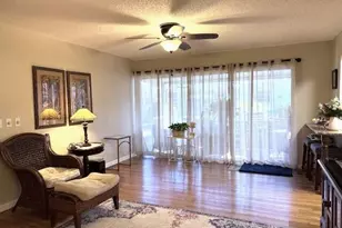 1206 S Lakes End Dr, Fort Pierce, FL 34982 - Photo 9
