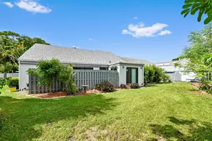 271 NW 15th St, Boca Raton, FL 33432 - Photo 35