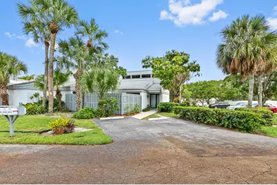 271 NW 15th Street, Boca Raton, FL 33432 - Photo 1