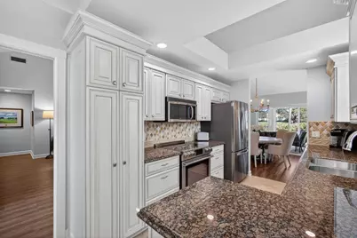 2386 Saratoga Bay Drive, West Palm Beach, FL 33409 - Photo 31