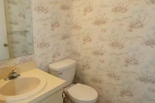 2641 Gately Dr W, West Palm Beach, FL 33415 - Photo 9