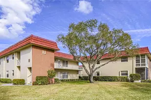 11 Vista Palm Ln, Vero Beach, FL 32962 - Photo 1