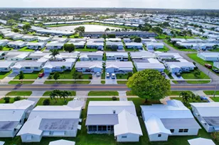 716 SW 18th St, Boynton Beach, FL 33426 - Photo 13